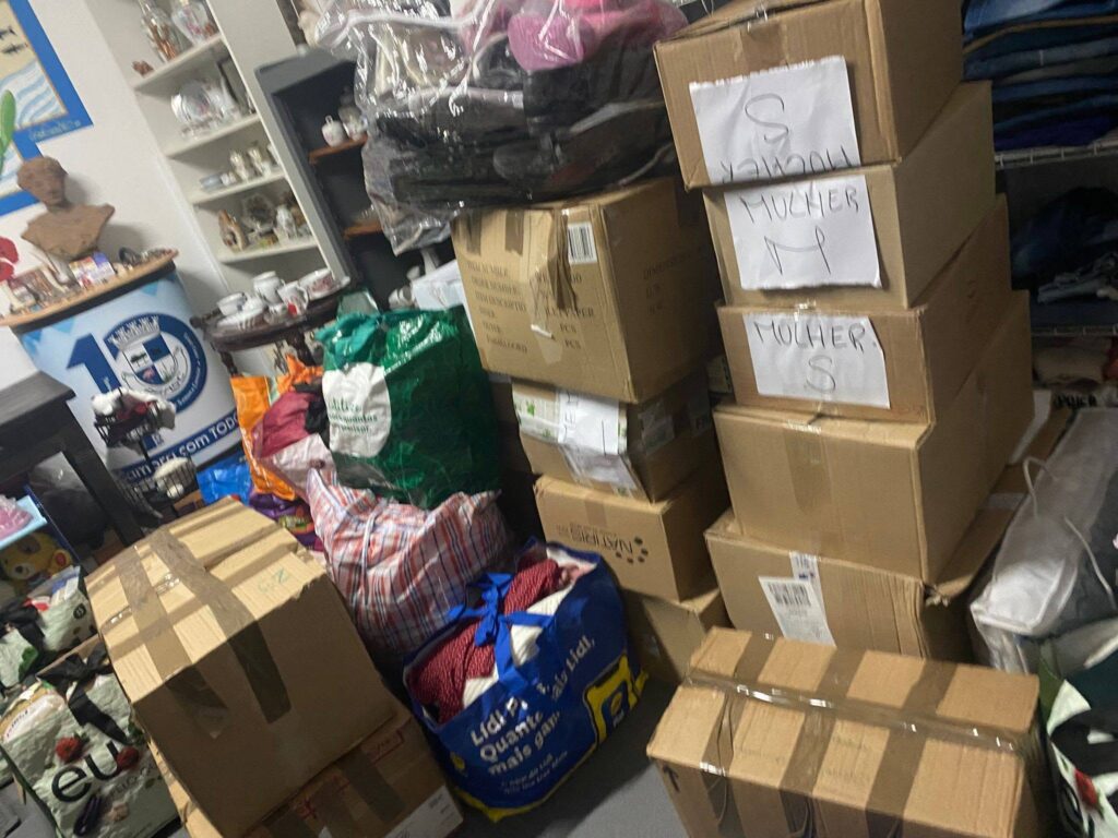 arrecadacao_roupas_alimento_4