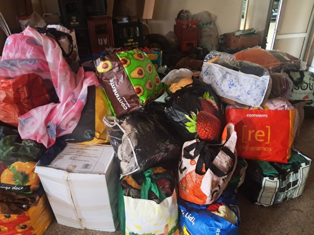 arrecadacao_roupas_alimento_2